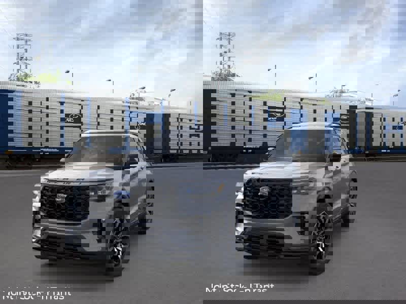 New 2026 Ford Explorer ST-Line image 2