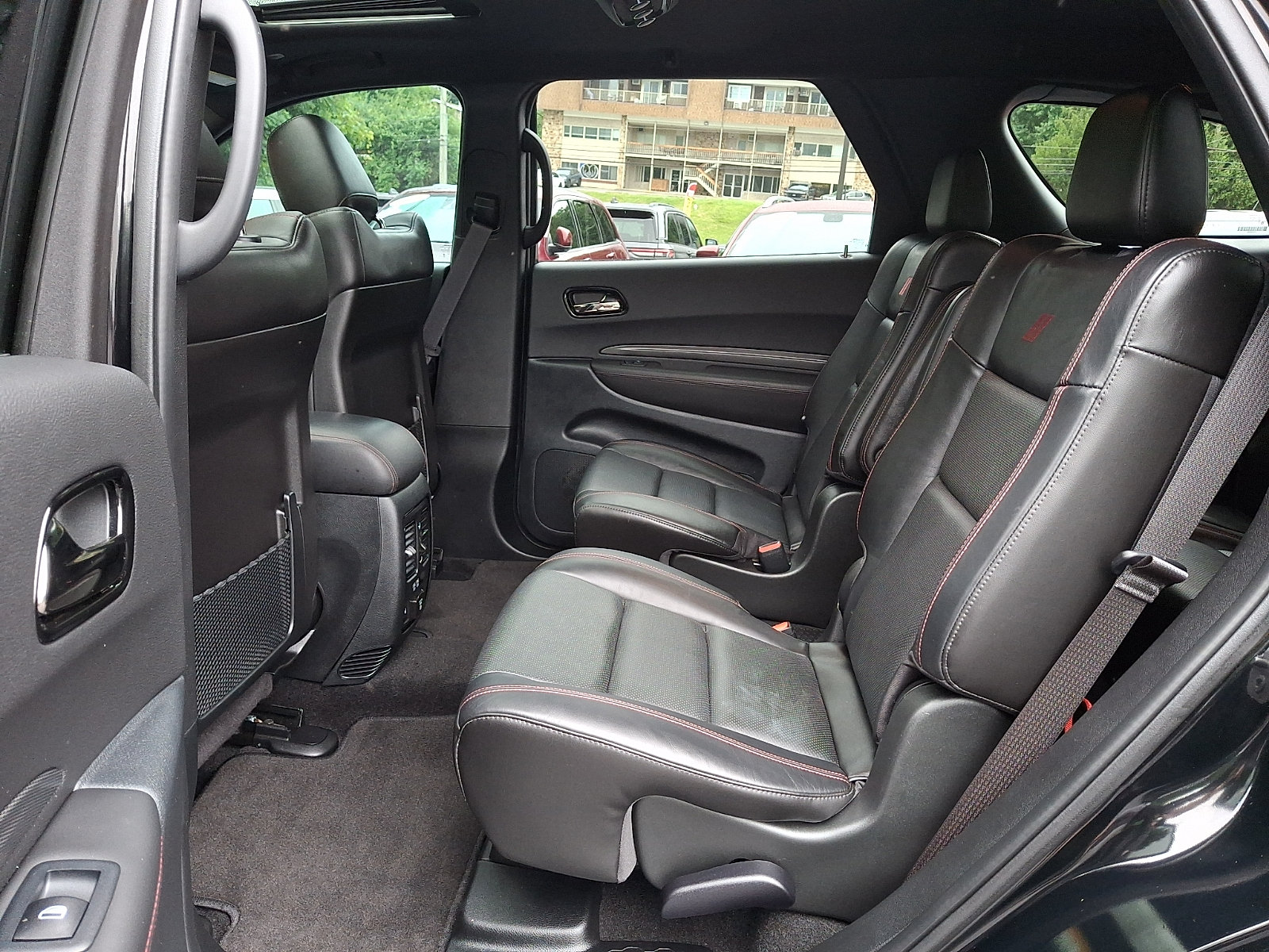 Certified 2022 Dodge Durango R/T w/ Blacktop Package AWD/4WD image 10