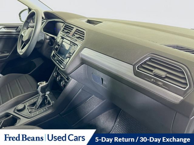 Used 2023 Volkswagen Tiguan S image 32