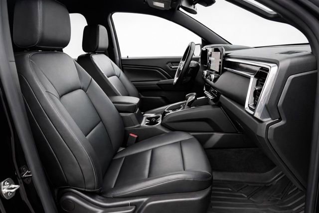 Used 2023 GMC Canyon Elevation w/ Elevation Premium Package AWD/4WD image 10
