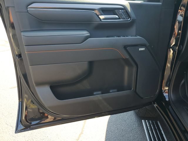 Used 2026 GMC Sierra 2500 AT4 w/ AT4 Premium Plus Package AWD/4WD image 8