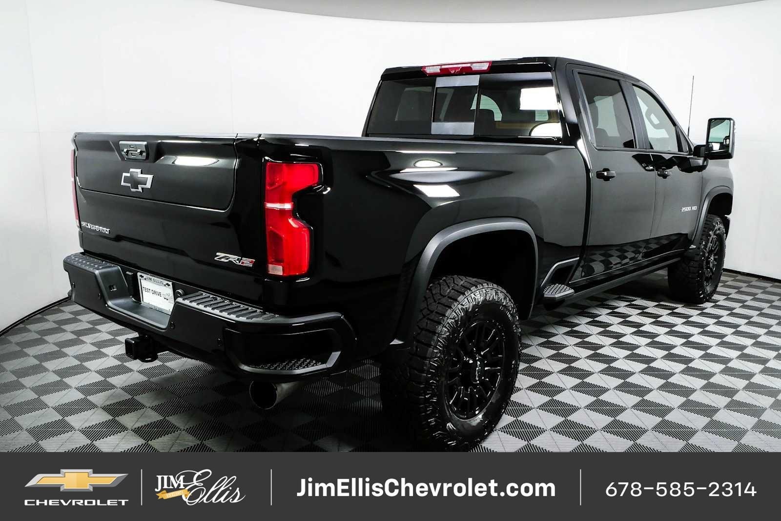 New 2026 Chevrolet Silverado 2500 ZR2 AWD/4WD image 3