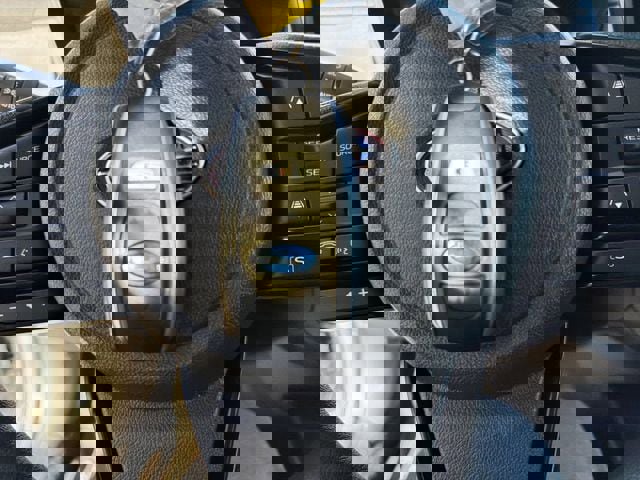 Certified 2025 Subaru Crosstrek 2.0i Premium image 30