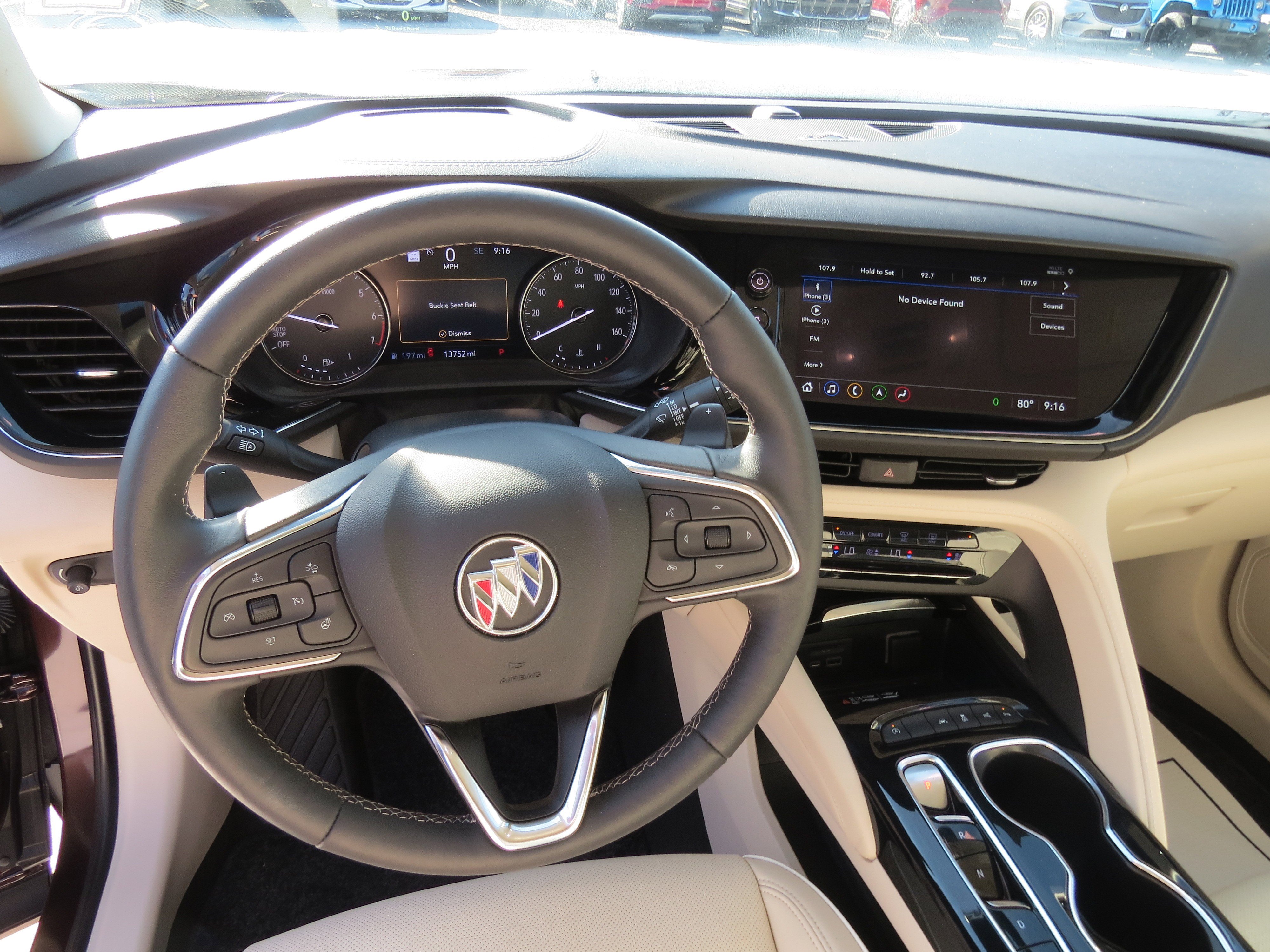 Used 2023 Buick Envision Avenir image 19