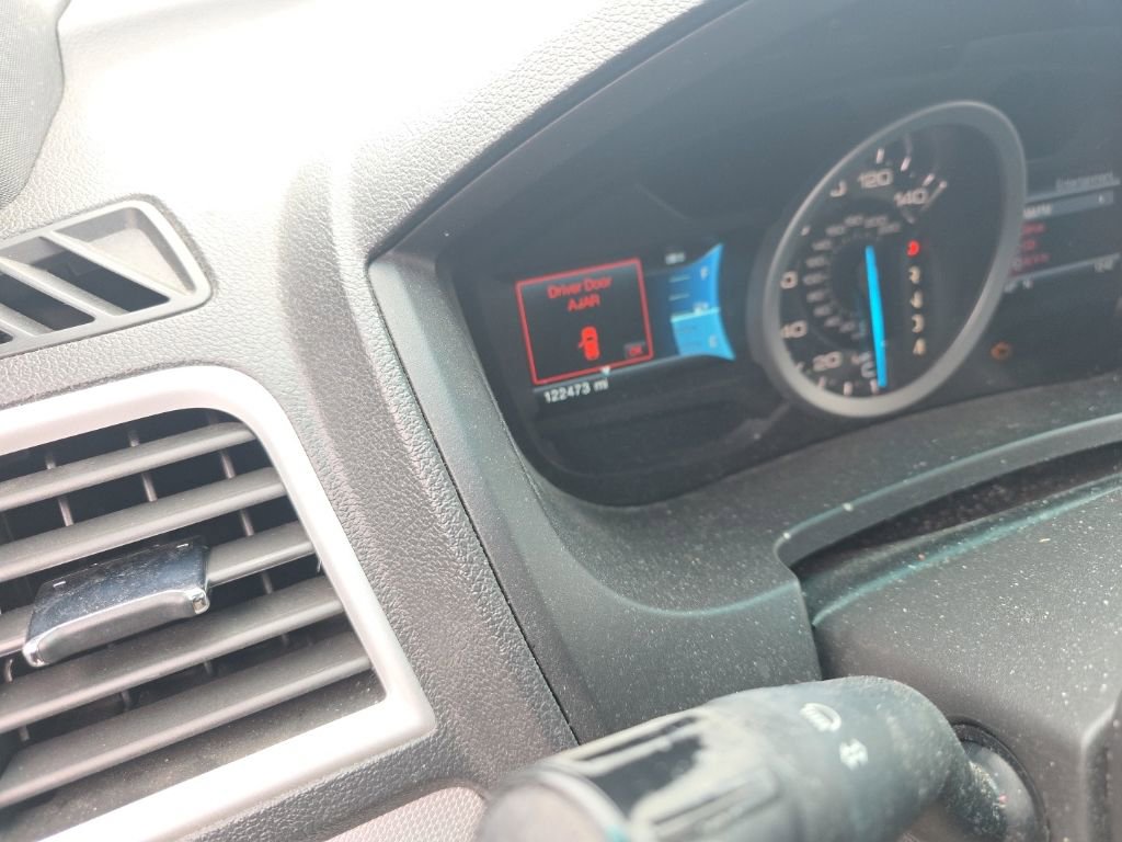Used 2012 Ford Explorer XLT AWD/4WD image 11