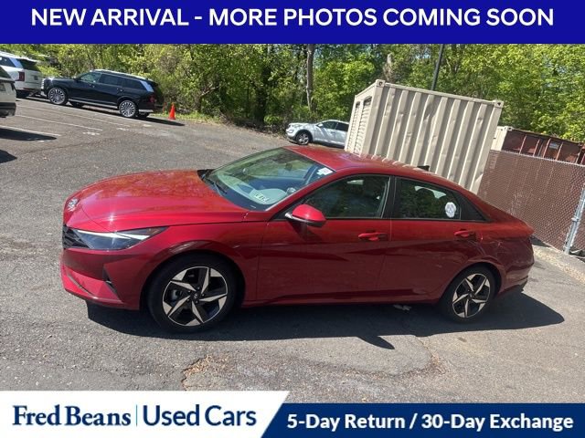 Used 2023 Hyundai Elantra SEL w/ Convenience Package FWD image 6