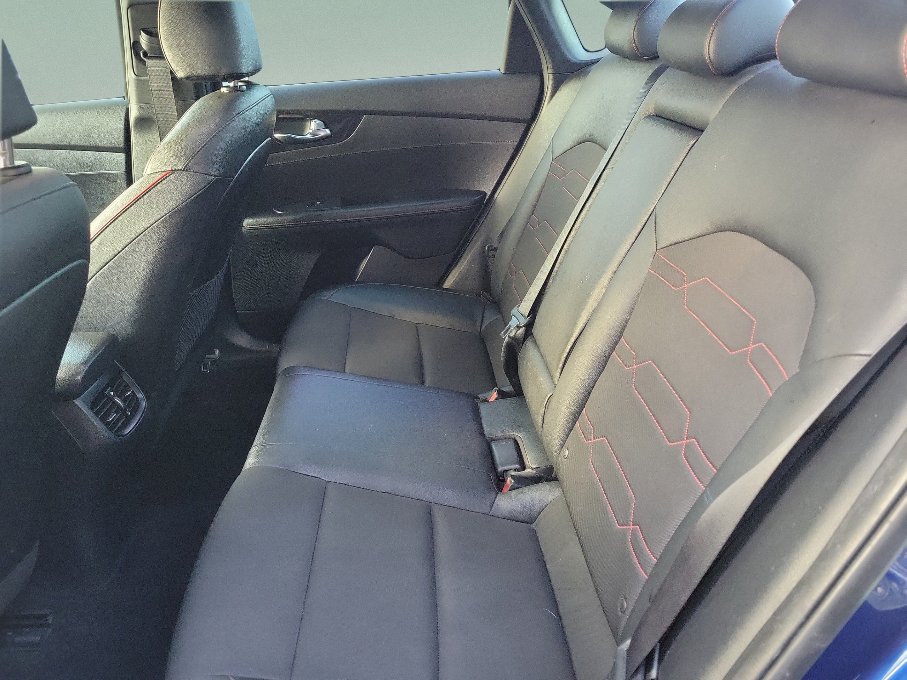 Certified 2021 Kia Forte GT FWD image 8