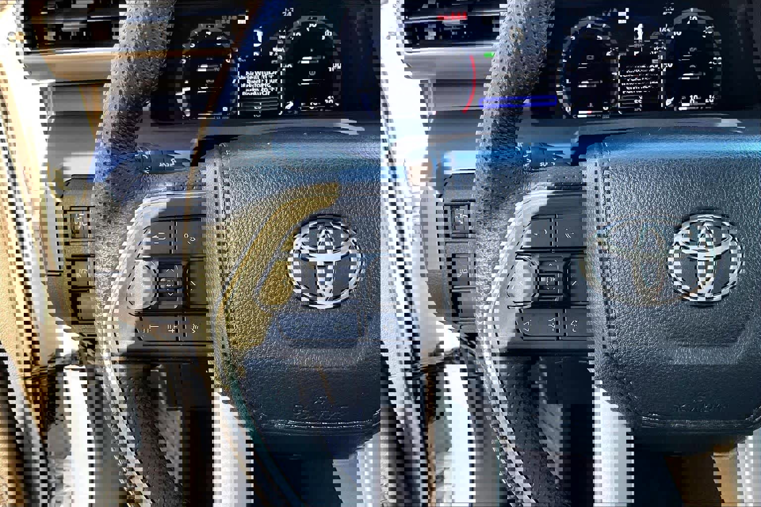 Used 2025 Toyota Tacoma TRD Sport image 22