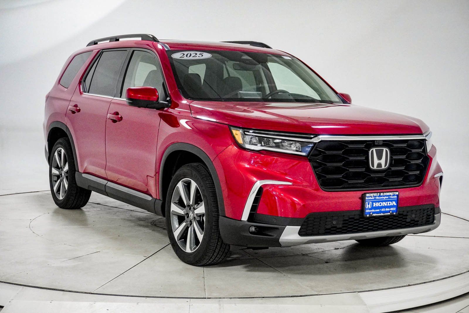 Certified 2025 Honda Pilot Elite image 15