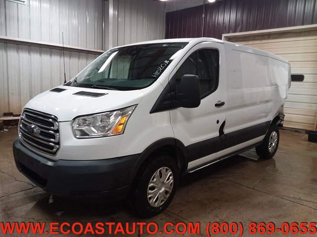 Used 2017 Ford Transit 250 130 Low Roof w/ Exterior Upgrade Package RWD image 2