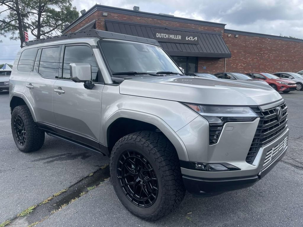 Used 2024 Lexus GX 550 w/ Accessory Package (Z1)