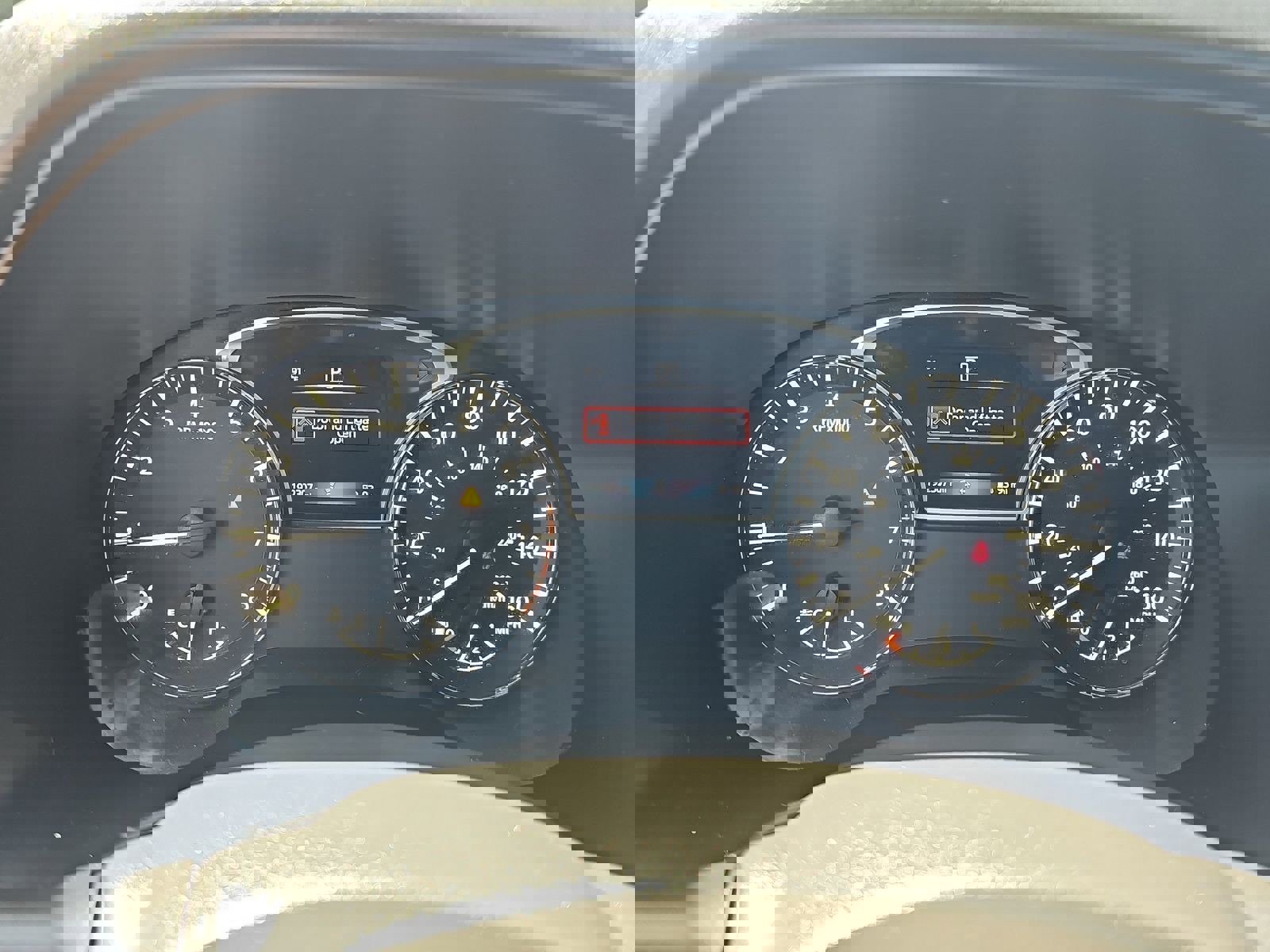 Used 2020 Nissan Pathfinder S image 7