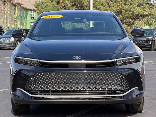 Certified 2024 Toyota Crown Platinum image 9