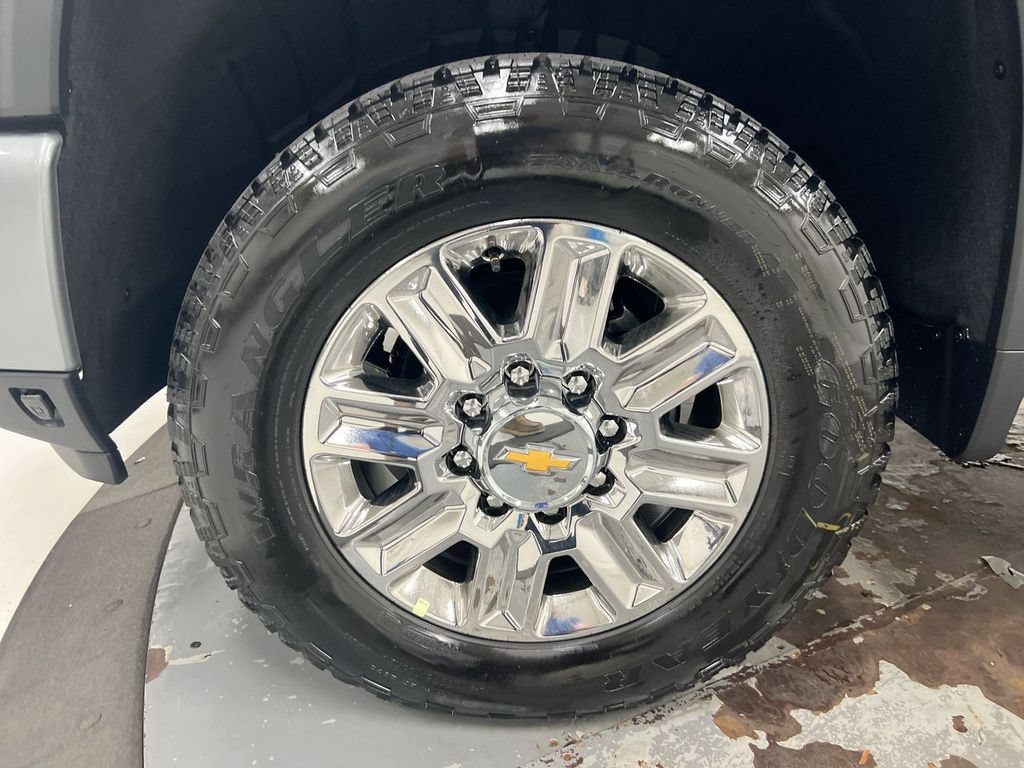 New 2026 Chevrolet Silverado 2500 High Country w/ Technology Package AWD/4WD image 28
