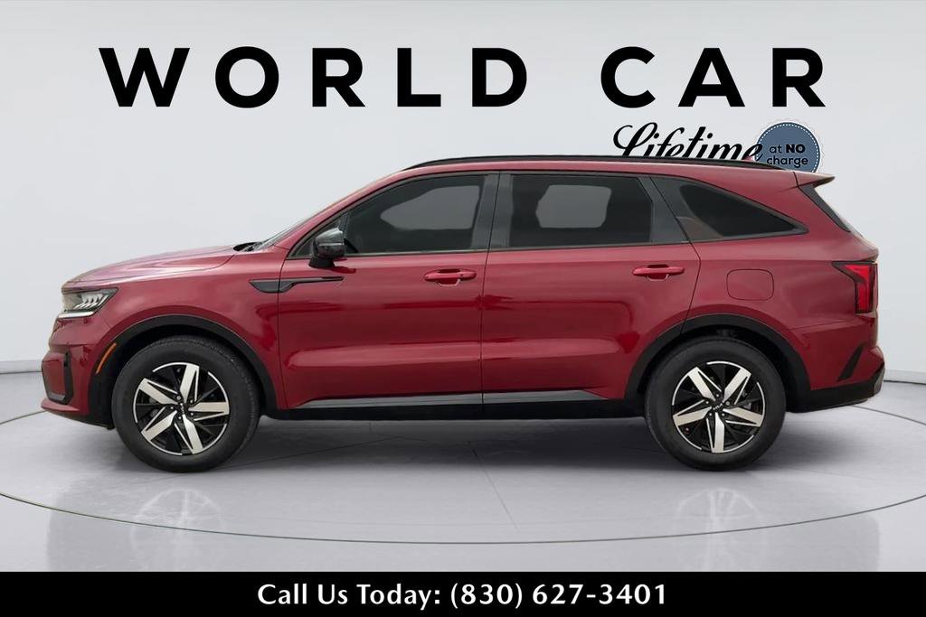 Used 2023 Kia Sorento S FWD image 4