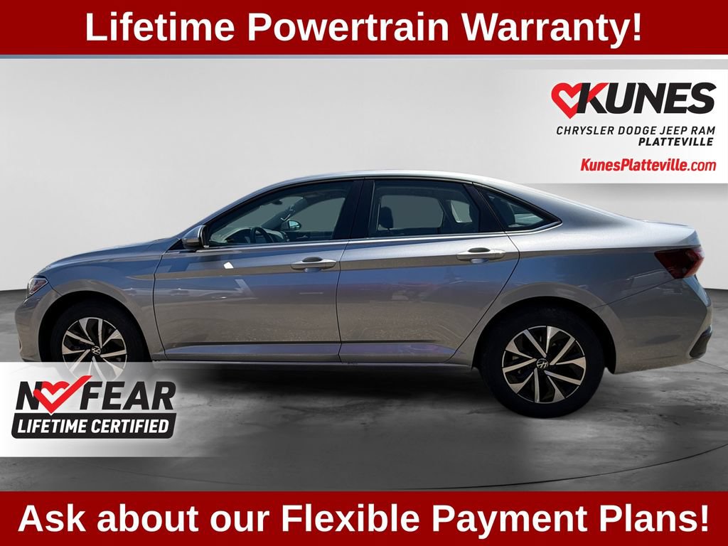 Used 2024 Volkswagen Jetta S FWD image 4