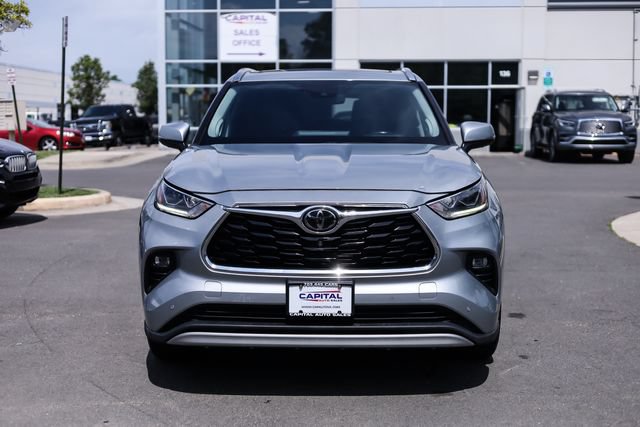 Used 2020 Toyota Highlander Platinum AWD/4WD image 7