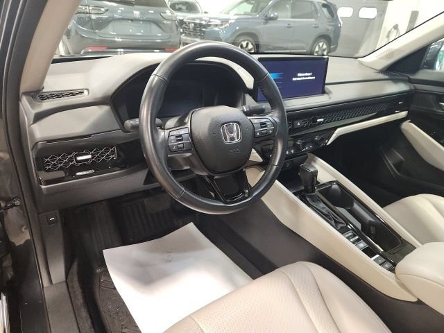 Used 2023 Honda Accord EX-L image 12