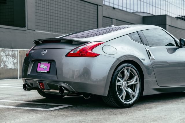 Used 2009 Nissan 370Z Touring RWD image 51