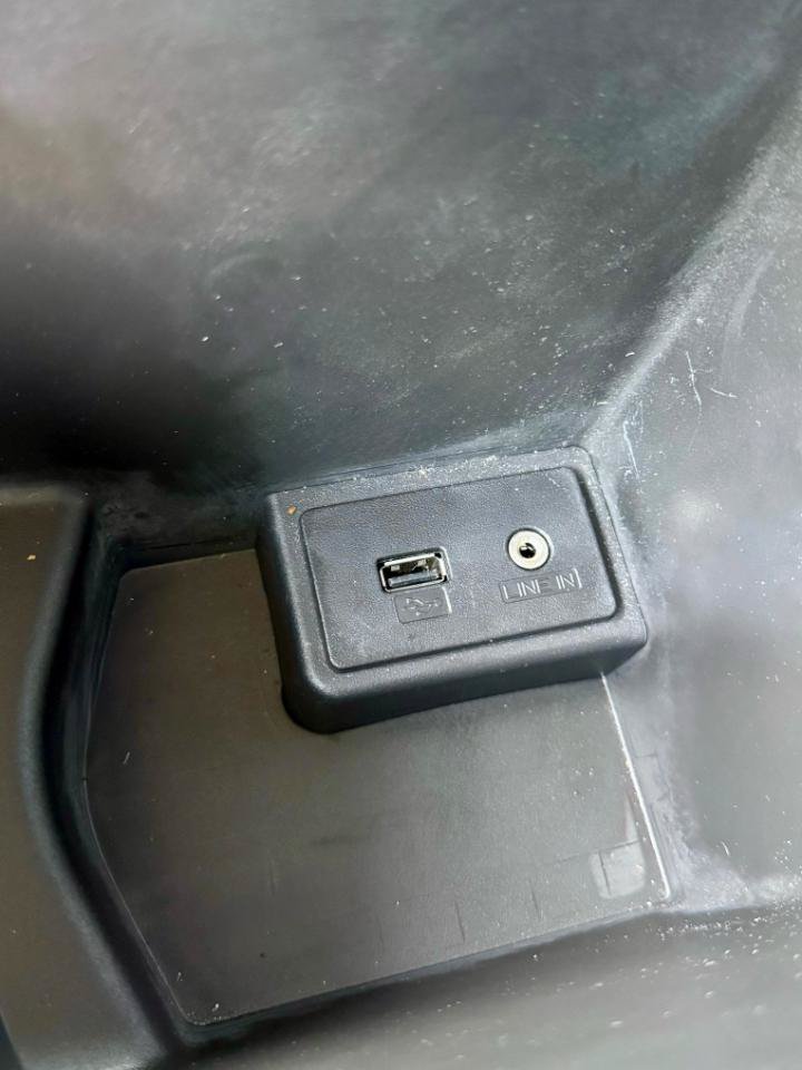 Used 2018 Ford Transit Connect XLT FWD image 24