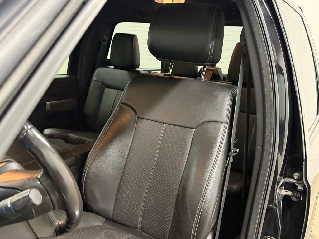 Used 2015 Ford F250 Lariat w/ Lariat Interior Package image 43