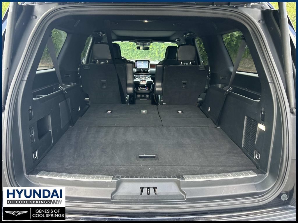 Used 2021 Lincoln Navigator L Reserve AWD/4WD image 14