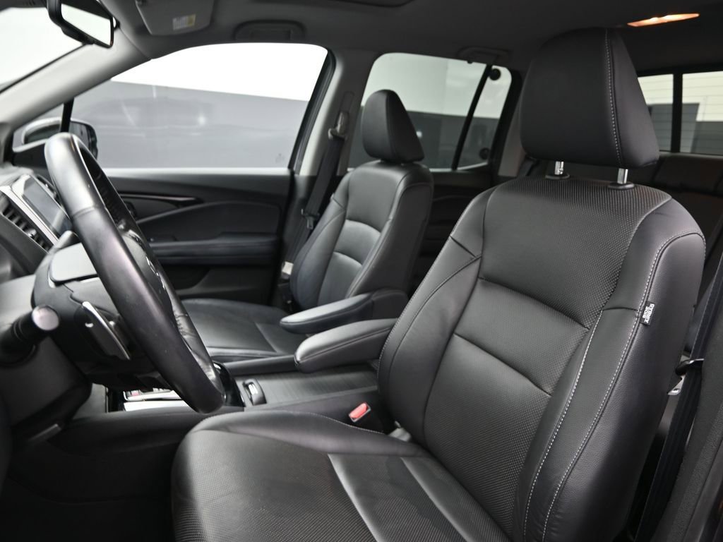 Used 2020 Honda Ridgeline RTL-E image 16