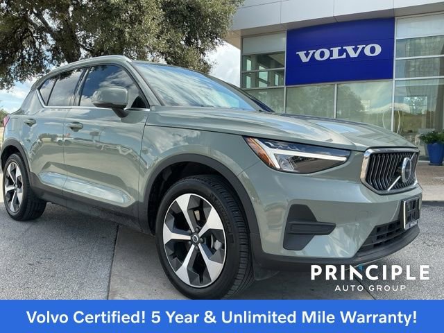 Certified 2025 Volvo XC40 B5 Core