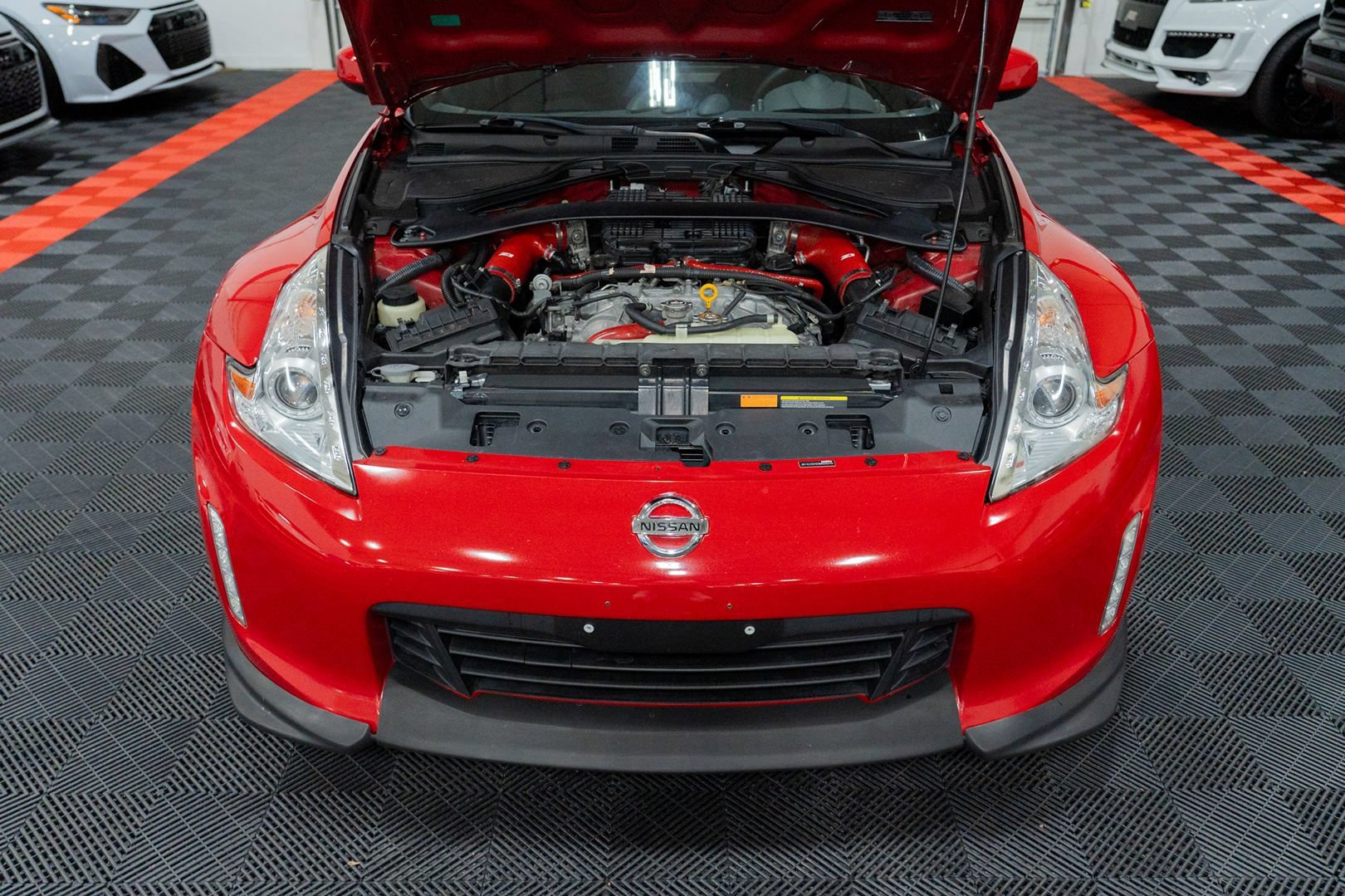 Used 2016 Nissan 370Z Coupe RWD image 35
