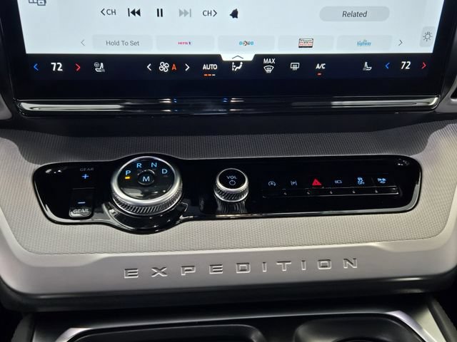 New 2026 Ford Expedition Active RWD image 14