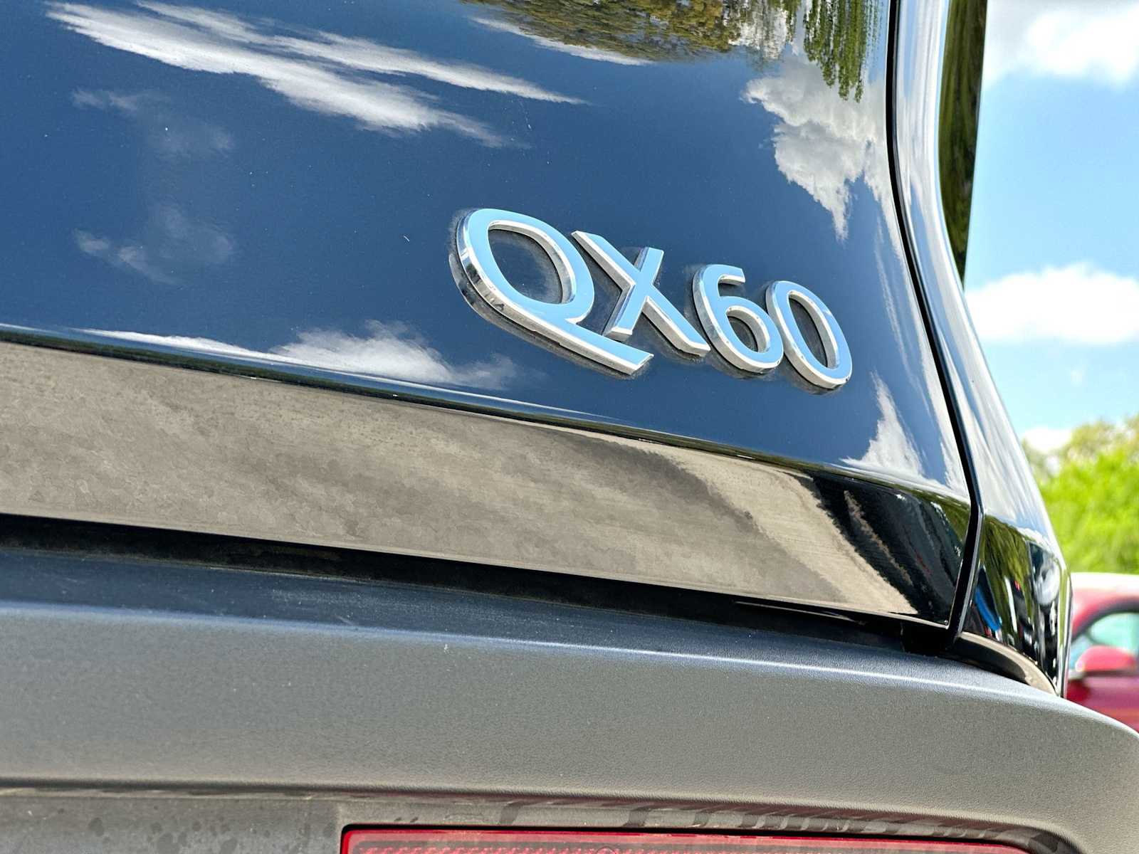 Used 2023 INFINITI QX60 Luxe image 15