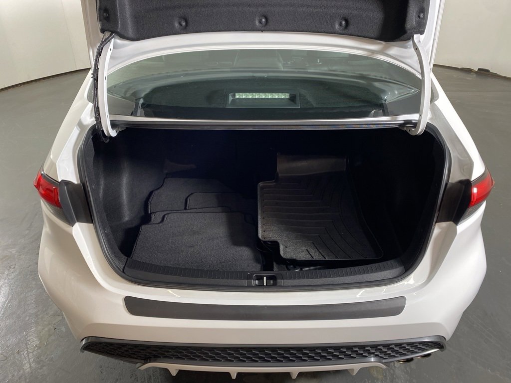 Used 2022 Toyota Corolla XSE image 28