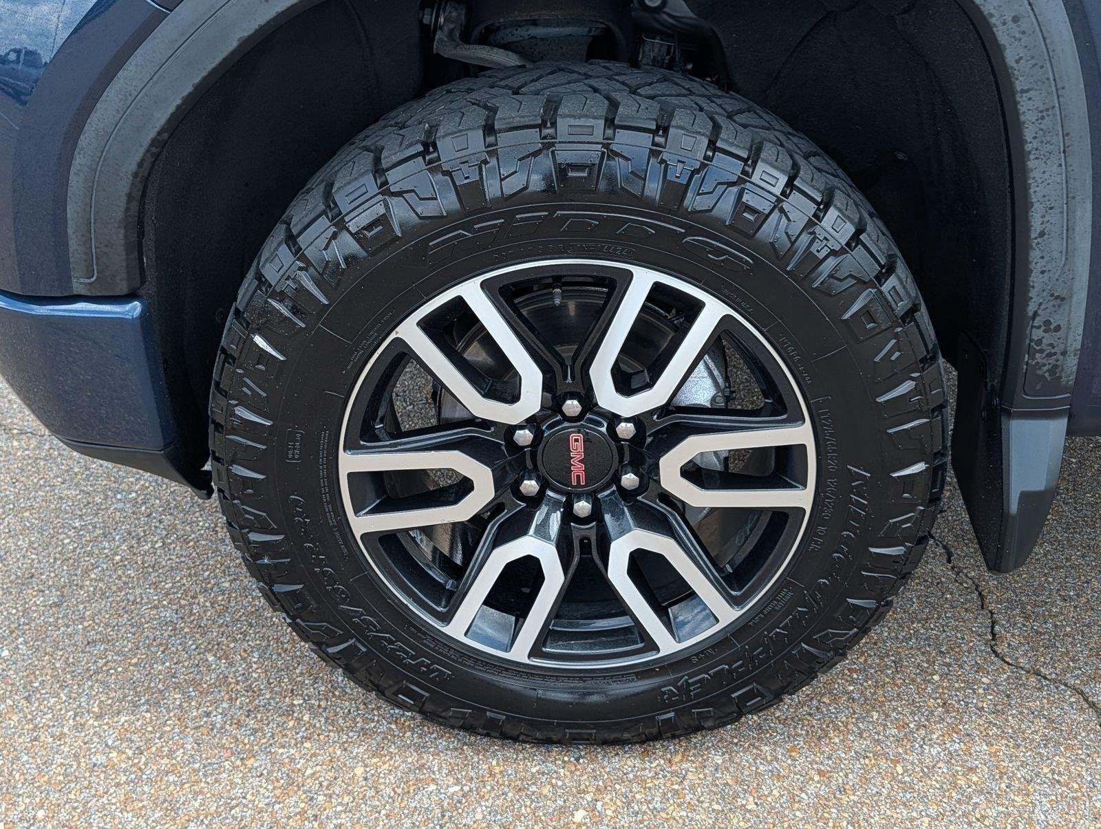 Used 2020 GMC Sierra 1500 AT4 w/ AT4 Premium Package AWD/4WD image 30