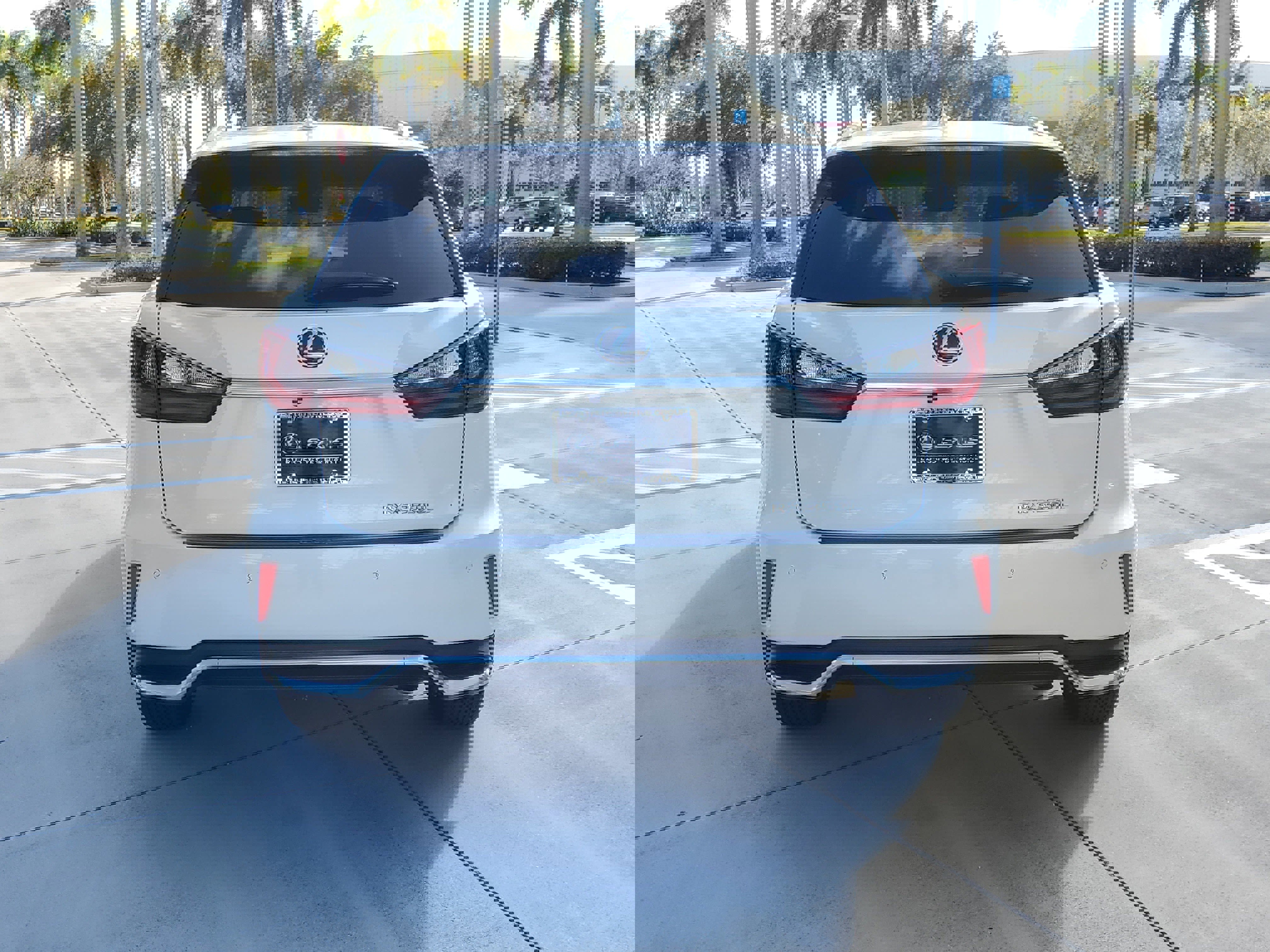 Used 2022 Lexus RX 350L FWD w/ Premium Package image 9