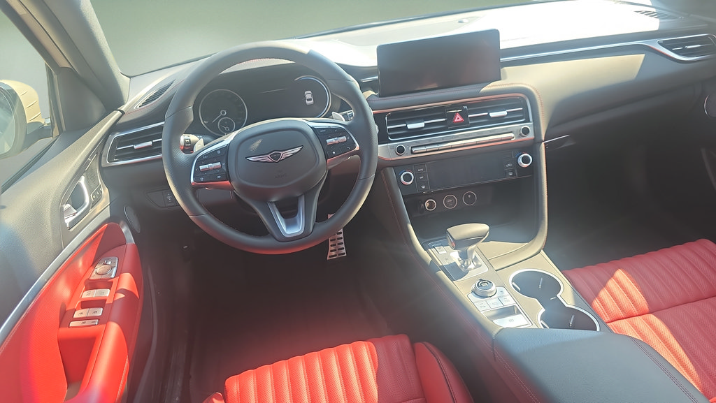 New 2026 Genesis G70 3.3T Sport Prestige AWD/4WD image 15