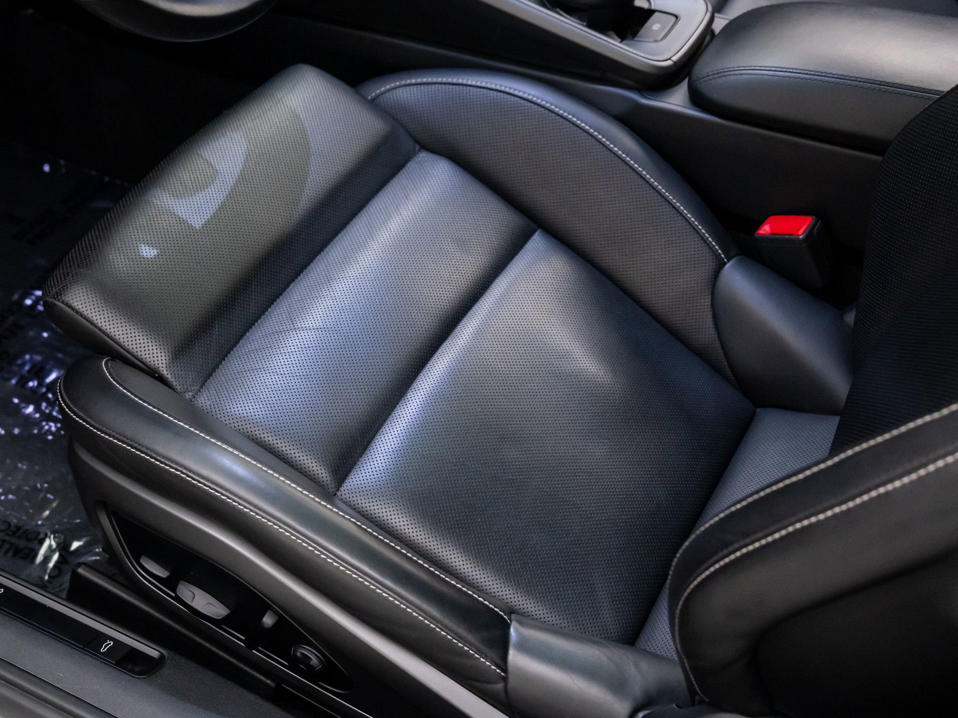 Used 2020 Porsche 911 Carrera S image 15