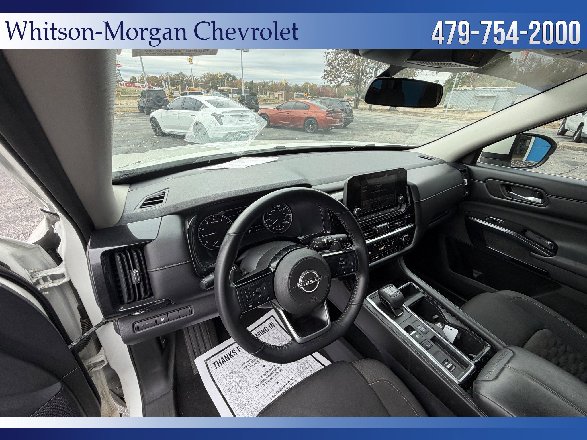 Used 2022 Nissan Pathfinder SV image 10