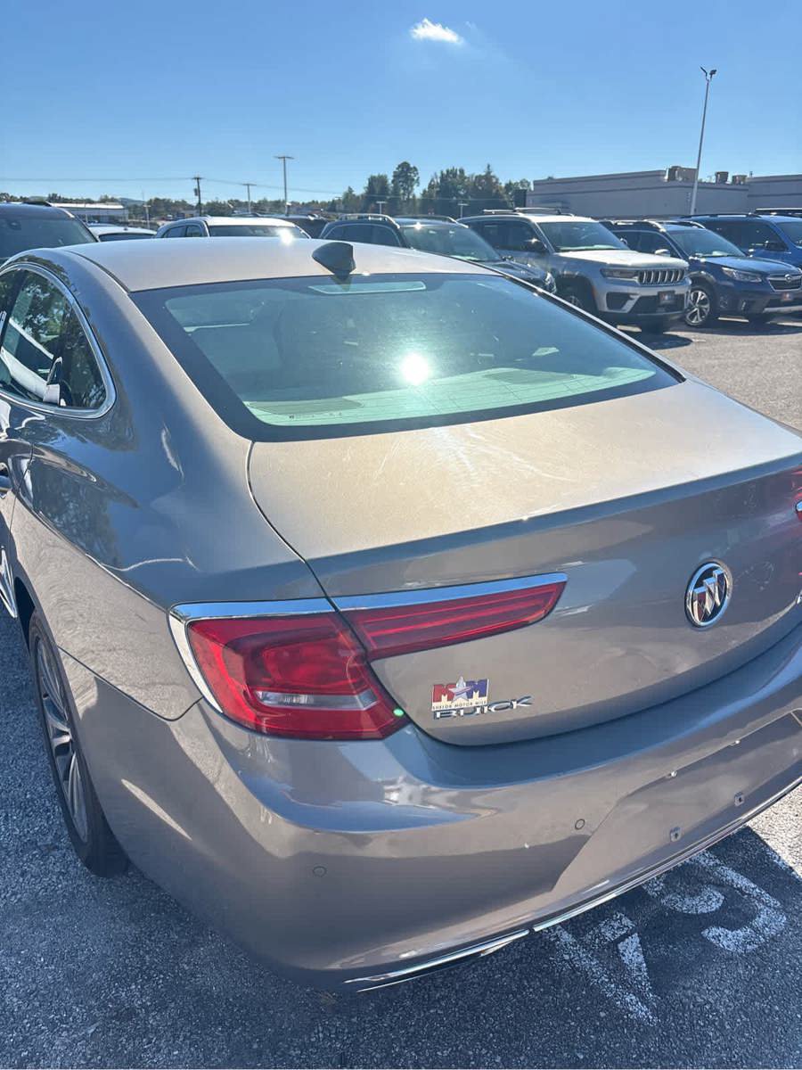 Used 2017 Buick LaCrosse Preferred FWD image 20