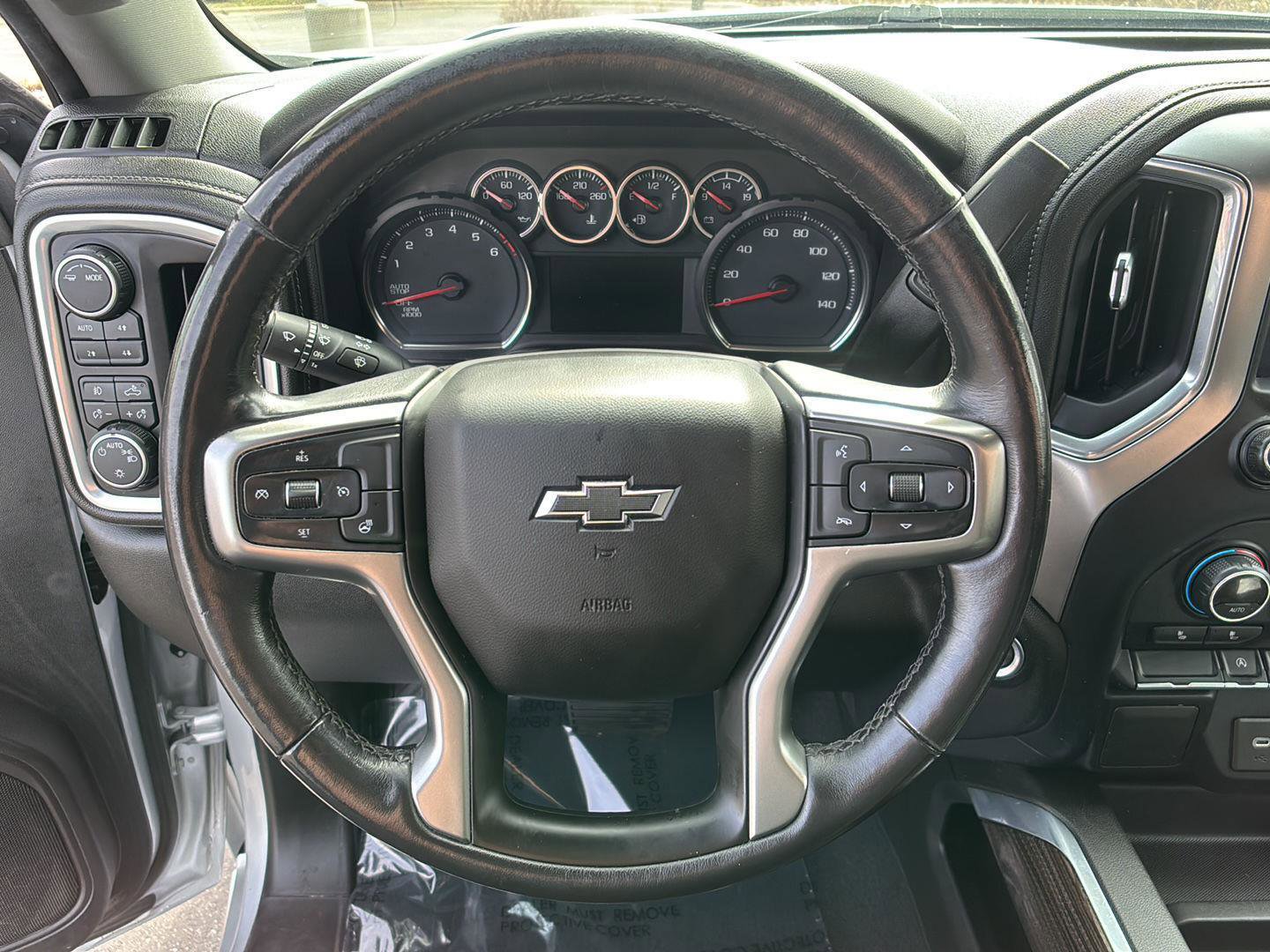 Used 2021 Chevrolet Silverado 1500 LT Trail Boss AWD/4WD image 29