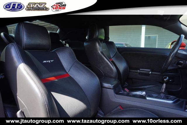 Used 2010 Dodge Challenger SRT8 w/ SRT Option Group II RWD image 16