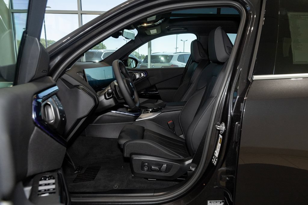 New 2026 BMW X3 xDrive30i w/ Premium Package AWD/4WD image 14