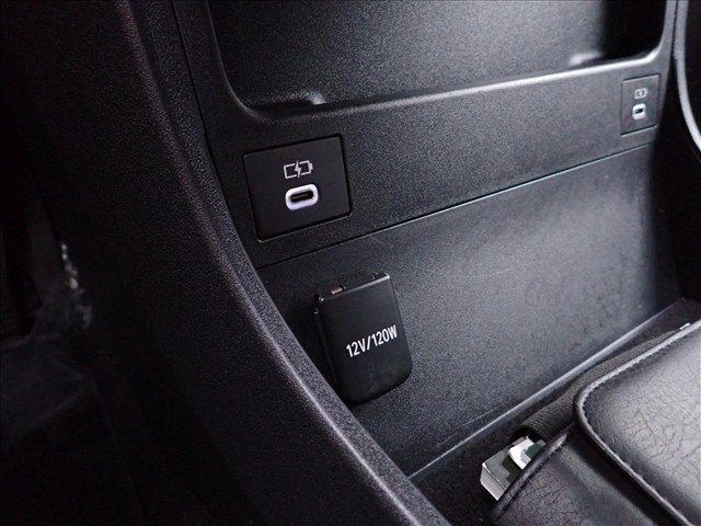 Used 2023 Subaru Solterra AWD image 18