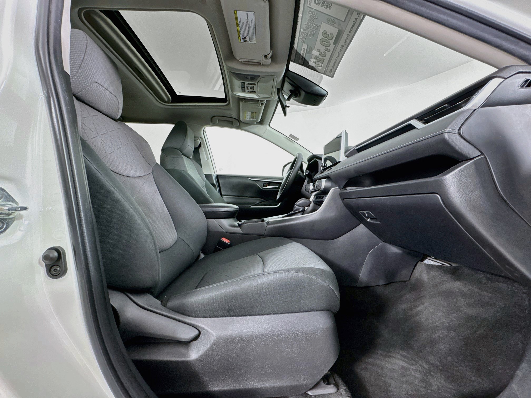 Certified 2023 Toyota RAV4 XLE w/ Convenience Package AWD/4WD image 28