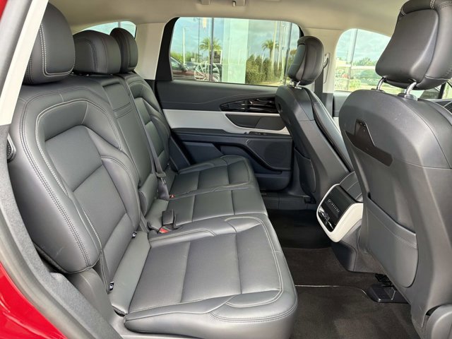 Certified 2024 Lincoln Nautilus Premier image 24