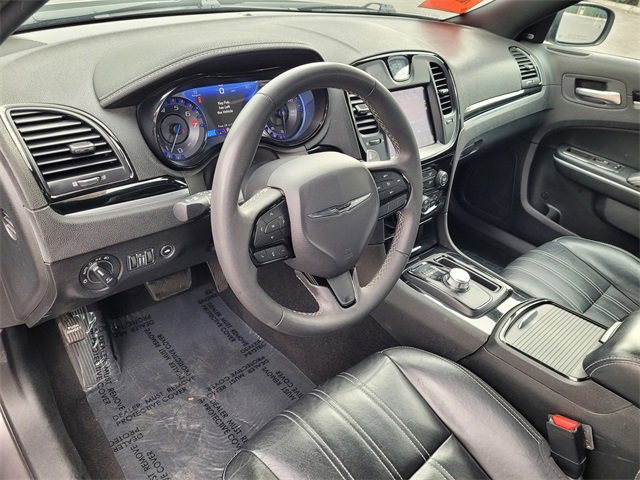 Used 2023 Chrysler 300 S image 7