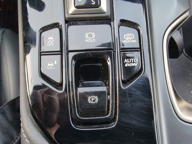 Certified 2025 Lexus NX 450h+ F Sport w/ Accessory Package (2T) image 21