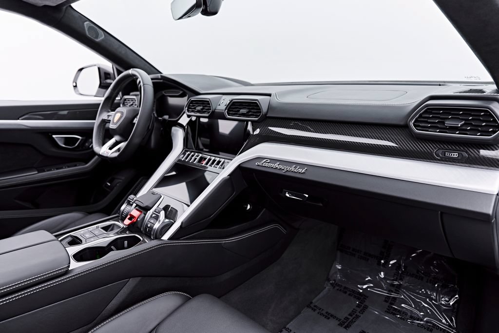 Used 2021 Lamborghini Urus AWD/4WD image 60