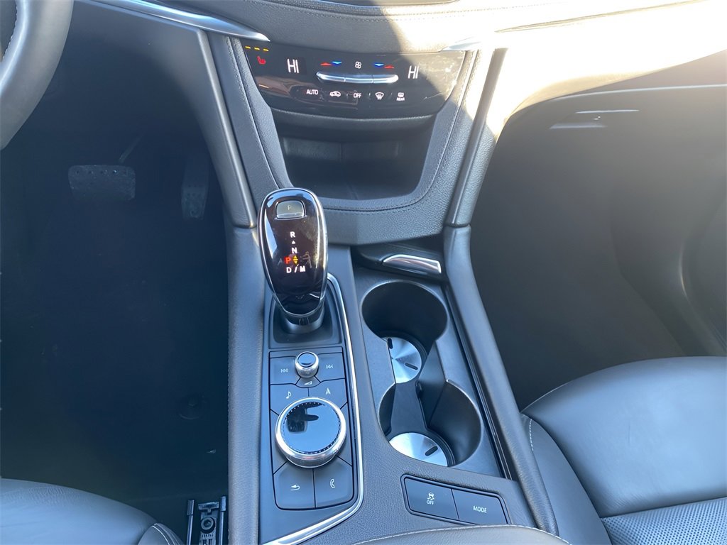 Certified 2025 Cadillac XT5 Premium Luxury image 24
