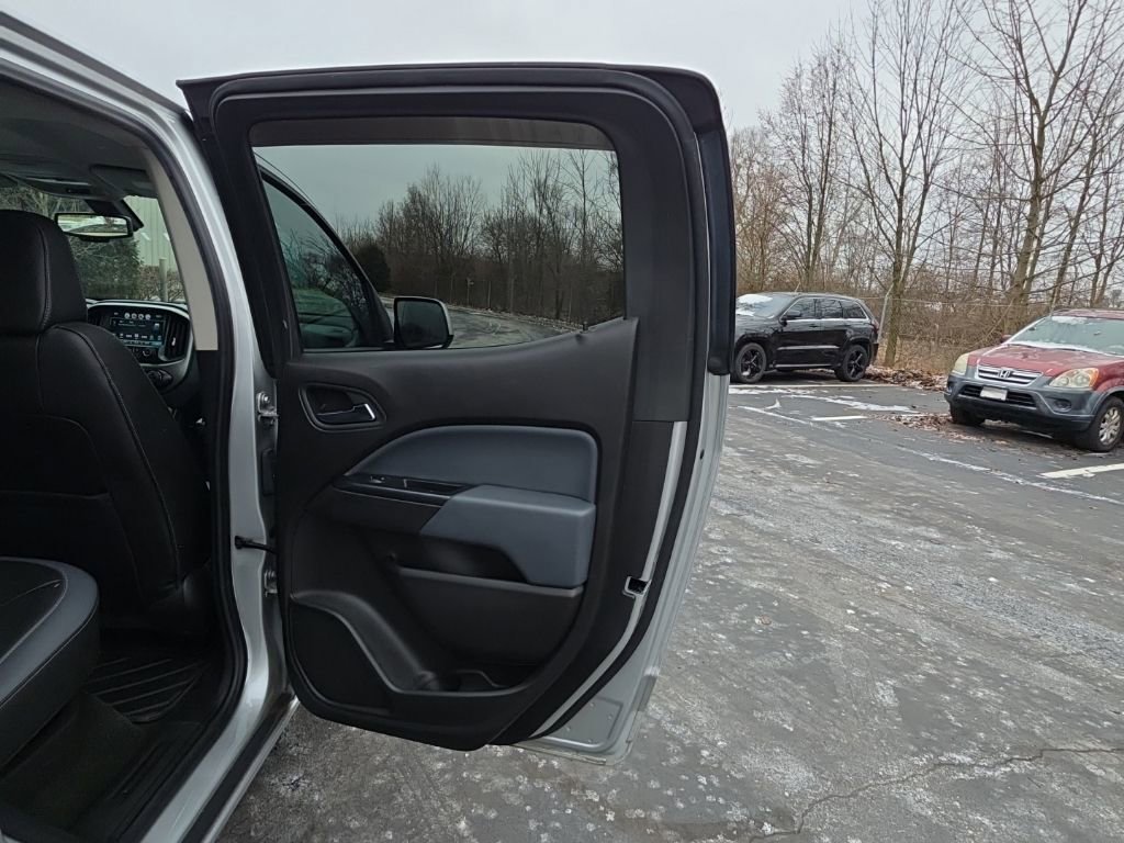 Used 2016 Chevrolet Colorado Z71 image 39