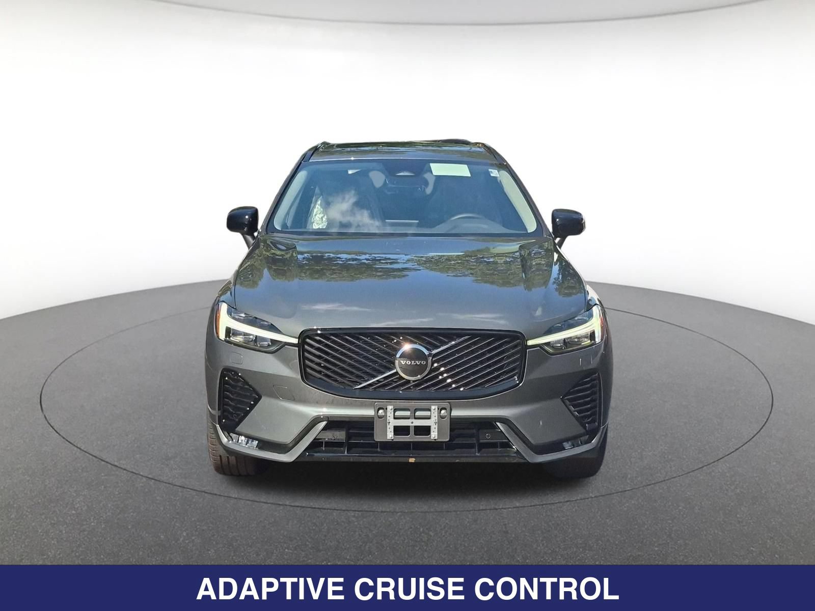 New 2027 Volvo XC60 B5 Core AWD/4WD image 2